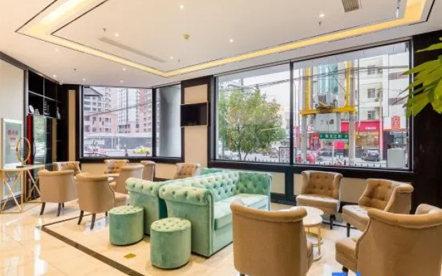 Xana Hotelle (Shenyangbei Railway Station Qishan Road Subway Station)