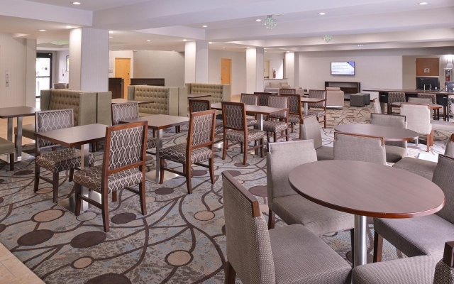 Wyndham Garden Greenville Airport