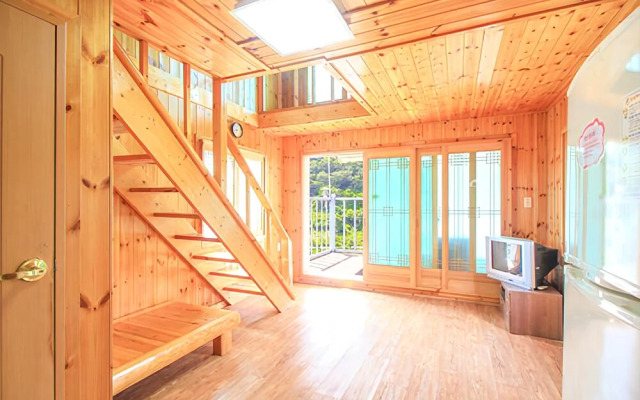 Yangsan Bene Maru Pension