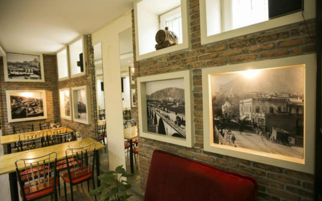 "Tbiliseli Inn"