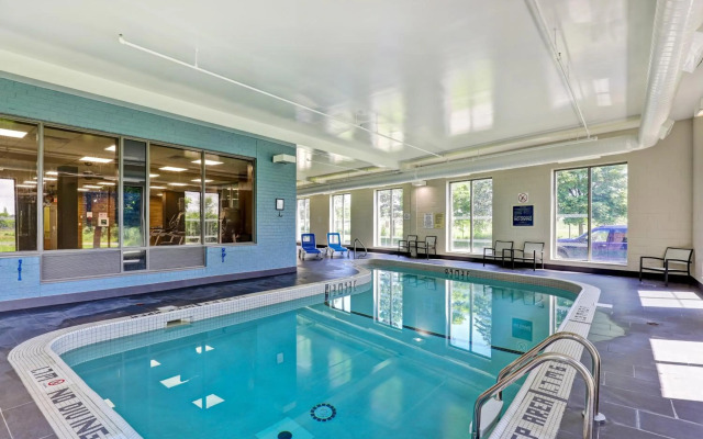Four Points by Sheraton St. Catharines Niagara Suites