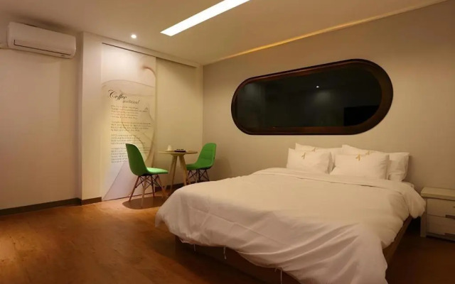 Java Hotel