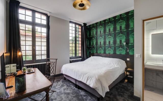 Hôtel Autonome Une Chambre en Ville