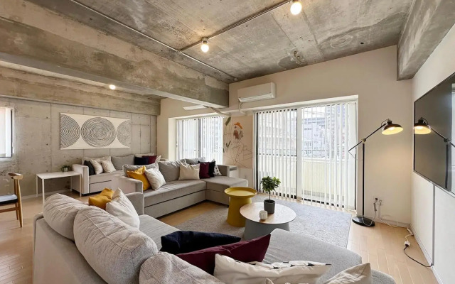 Modern Spacious Apartment Beside Peace Park 10 ppl