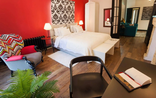 Hostel and Apartments 360º