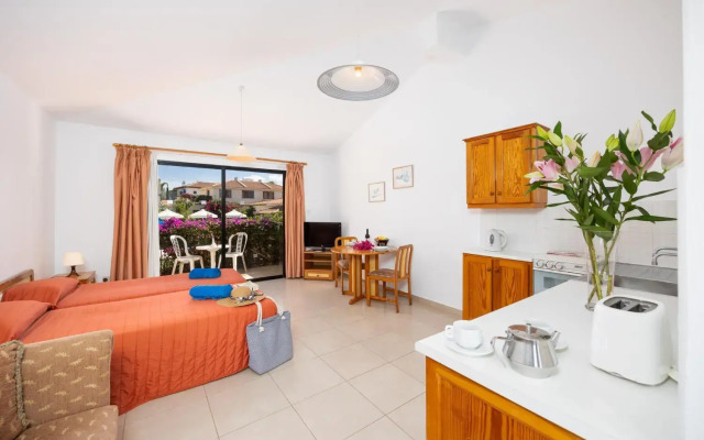 Tavros Hotel Apartments