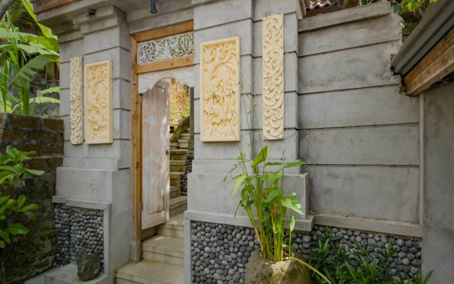 Uma Caming Villas & Gym