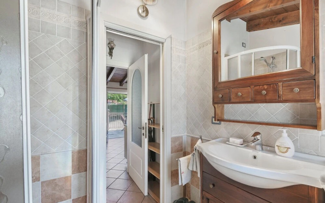 La Maison Dans Le Jardin