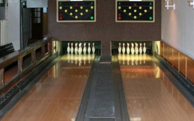 Silver Beach Retro Hotel