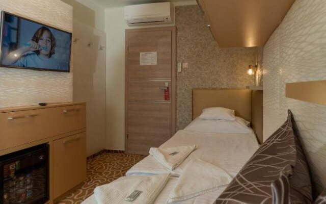 Teátrum Boutique Hotel és Étterem