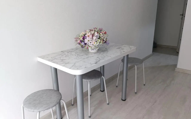 Апартаменты на улице Лунная 43В