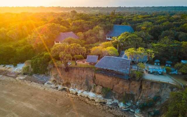 Mkoma Bay Tented Lodge