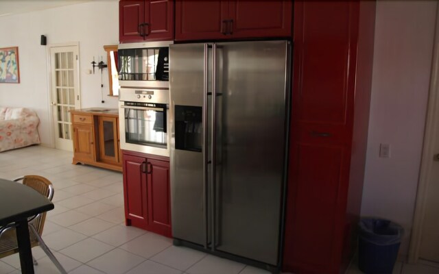 Curinjo Apartments