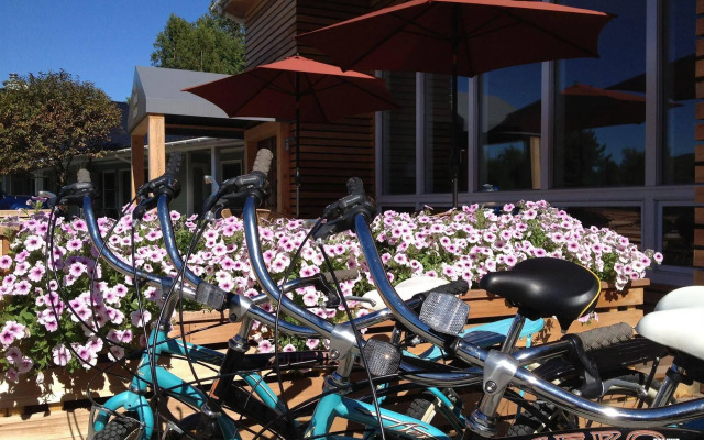 Mountain Road Resort