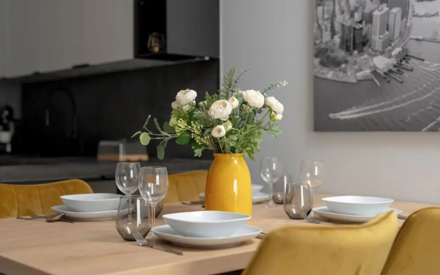 Modern Apartment With Parking by Renters