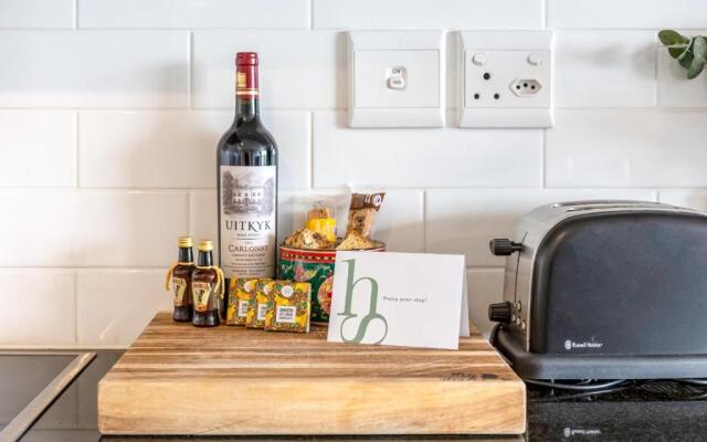 Tranquil, Spacious, Quiet Trendy with a View