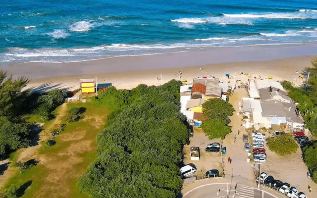 SunClub-300 metros da Praia do Campeche