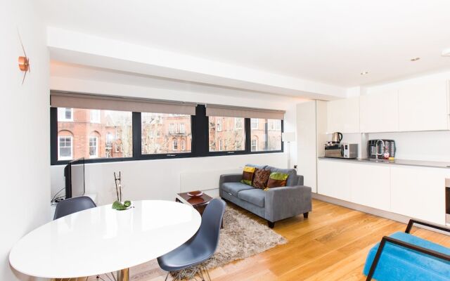 Spacious 1 Bedroom Apartment in Kensington - A2