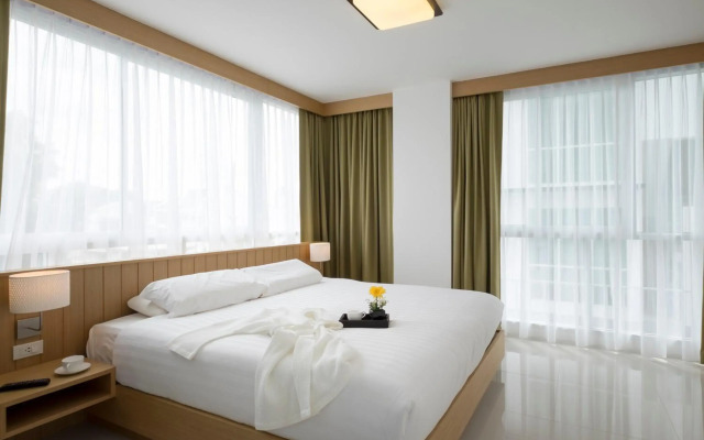 The Wide Suites