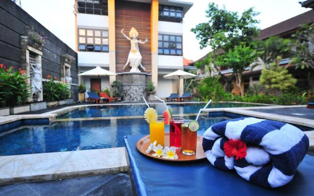 Sandat Hotel Legian