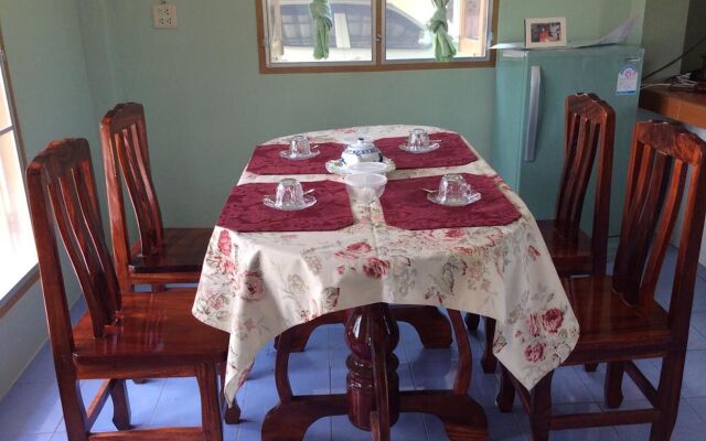 Chaleena Homestay