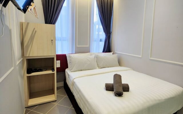 Mac Hotel By Sky Hive