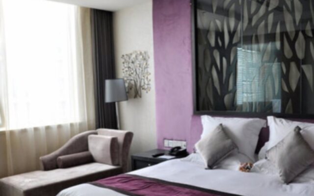 Taiyuan Tongluowan Square Heyi Hotel