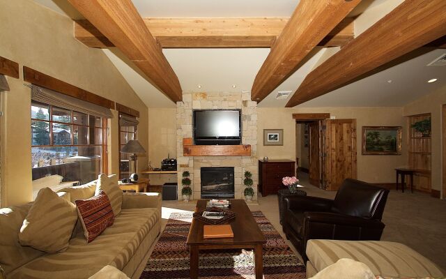 The Chateaux Deer Valley