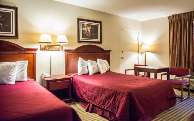 Econo Lodge Panama City