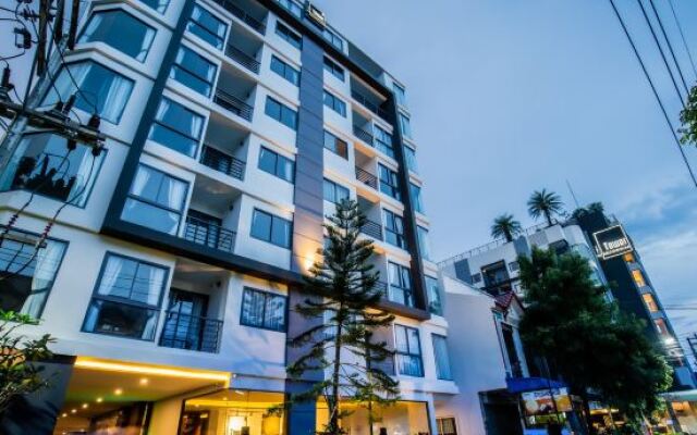 Modern 61m2 Apt, Ideally Located (200Mbps+ Wi-Fi)