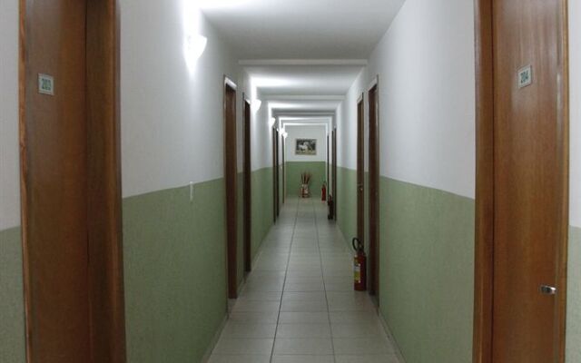 Strato Express Residence