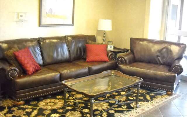 Best Western Plus Sparta Trail Lodge
