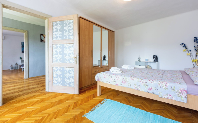 House Sevgi