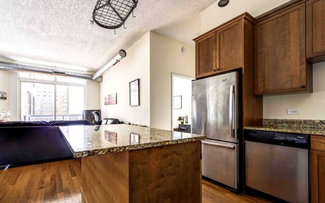 Pelicanstay near Holland Tunnel