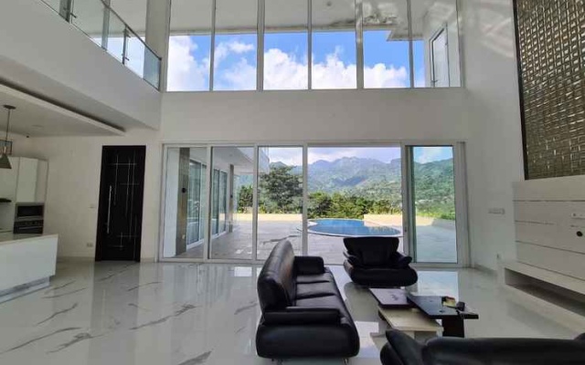 Montana Sense Villa Sentul – Balcony – Megamendung
