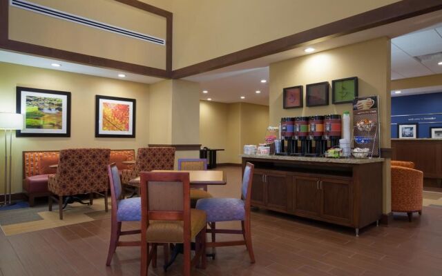 Hampton Inn and Suites Lonoke