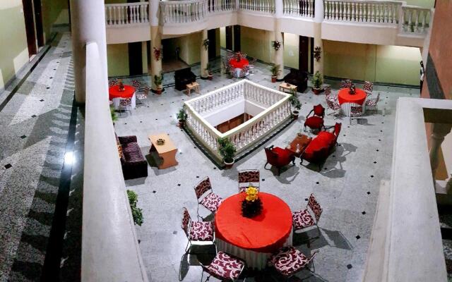 Hotel Mangal Regency