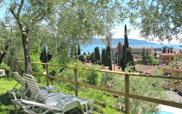 Borgo Alba Chiara 28451