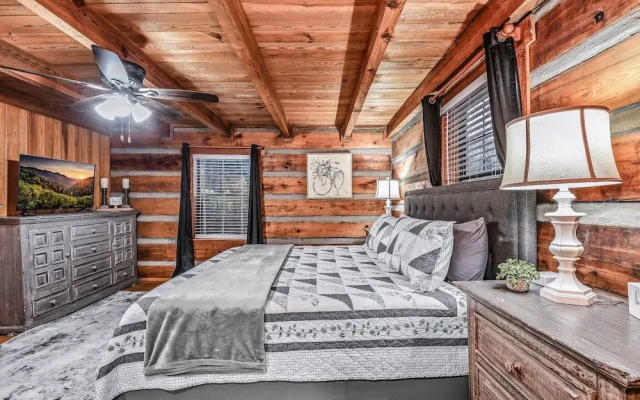 Hidden Acres Lodge 3 Bedroom Cabin