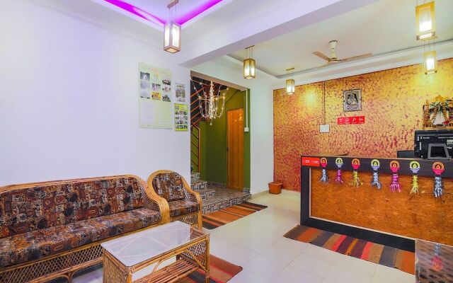 OYO 15449 Hotel Padma