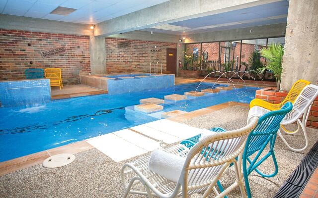 Sovereign Park Motor Inn