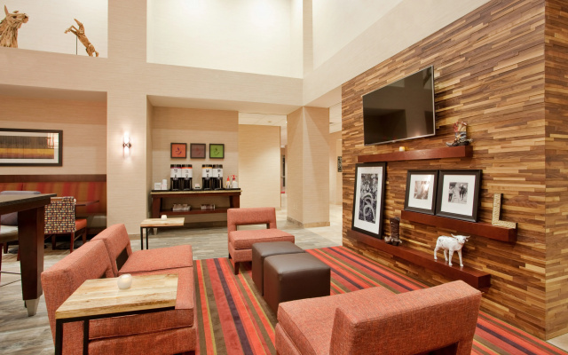 Hampton Inn & Suites Omaha Southwest-La Vista