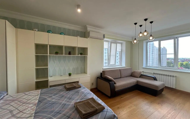 Aday Apartments (Эдэй Апартаменты) на проспекте Победы 44