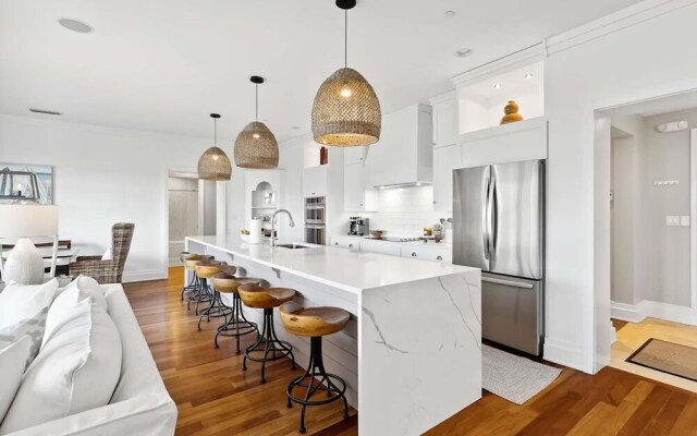 Waterhouse 204-daydream Believer