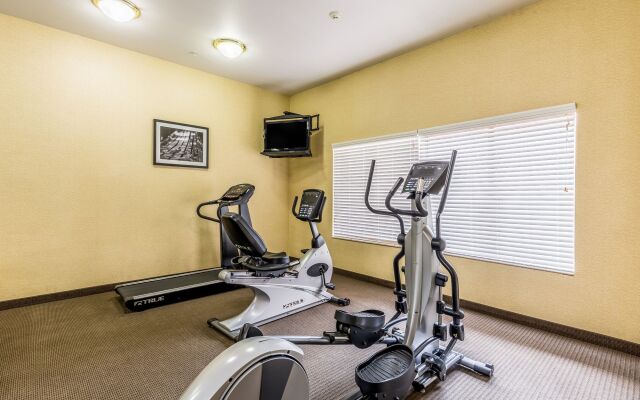 Sleep Inn & Suites Stafford - Sugarland