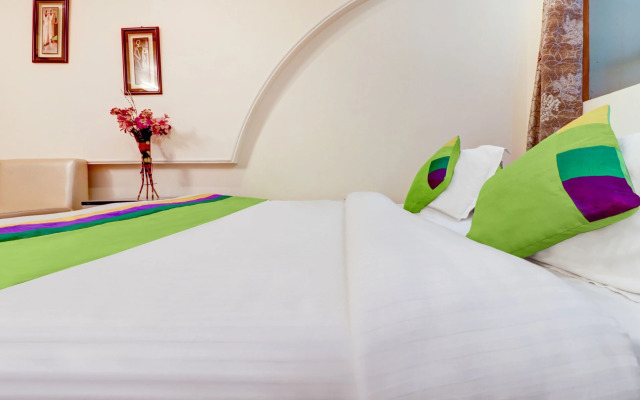 Treebo Calista, Patel Nagar