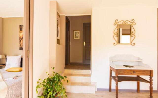 Appartement de charme, spacieux, Moustiers #5