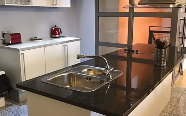 Luxurious City Centre Penthouse