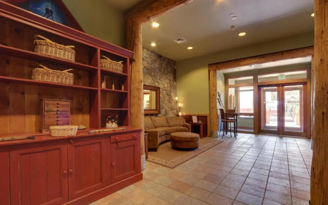 Arapahoe Lodge 1 Bed 2 Bath Aljd