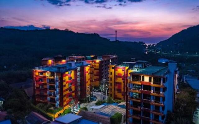 Naiharn Condominimum